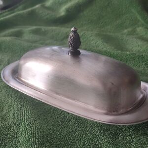 Elegant Silver Butter Dish with Pineapple Finial